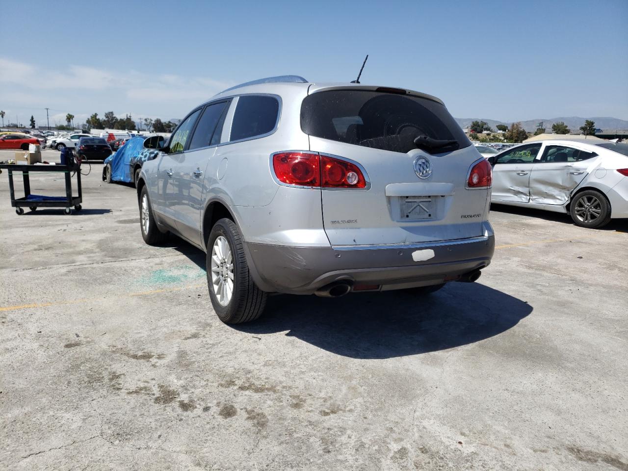 Photo 3 from auction – 2011 BUICK ENCLAVE CX with VIN 5GAKRAED4BJ156492