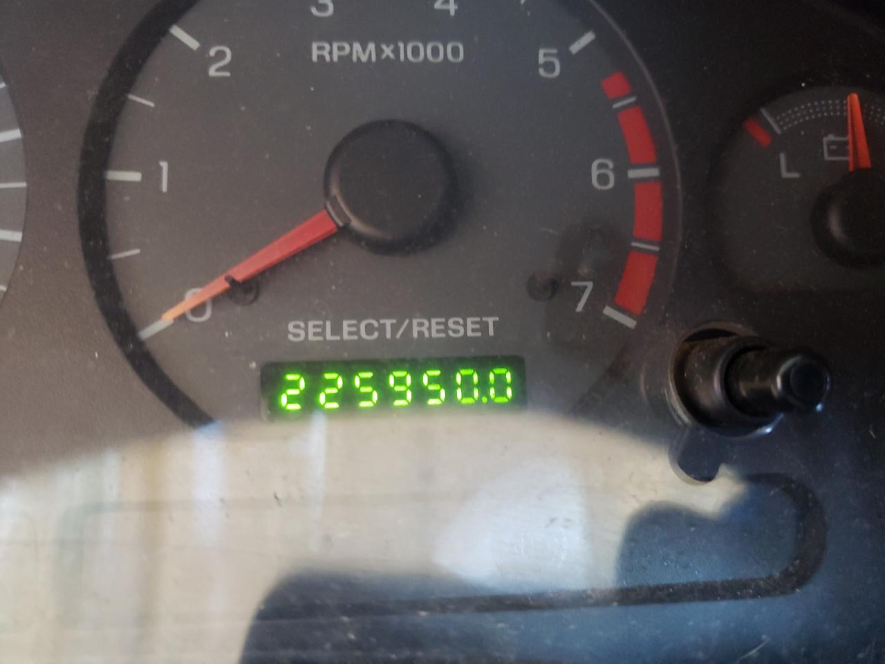 Photo 8 from auction – 2001 FORD MUSTANG with VIN 1FAFP40441F143540