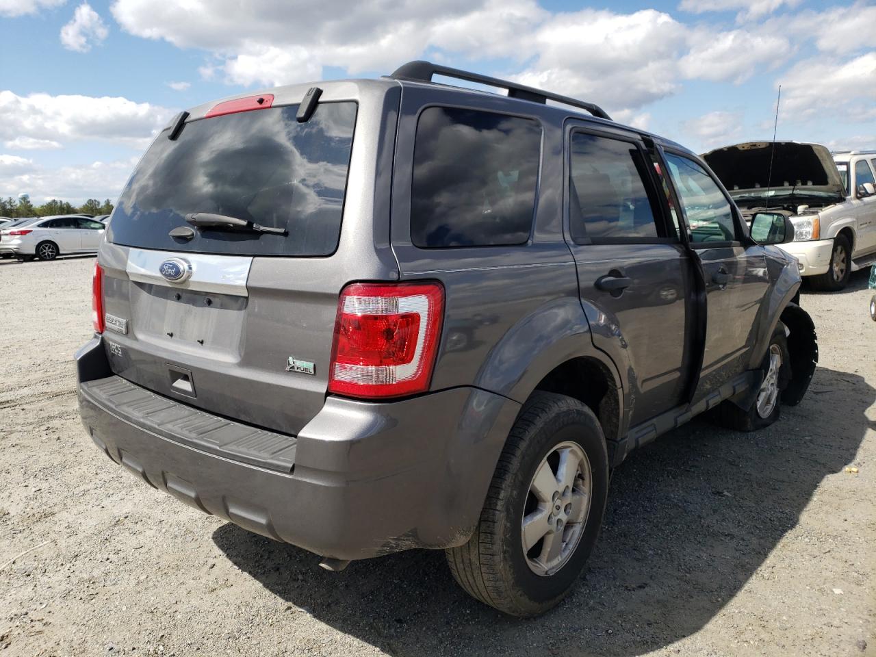Photo 4 from auction – 2012 FORD ESCAPE XLT with VIN 1FMCU0DG1CKA71298