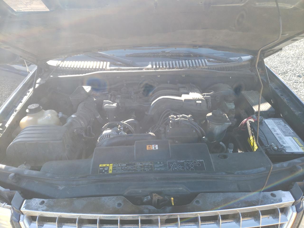 Photo 7 from auction – 2004 FORD EXPLORER X with VIN 1FMZU73K64UA39820