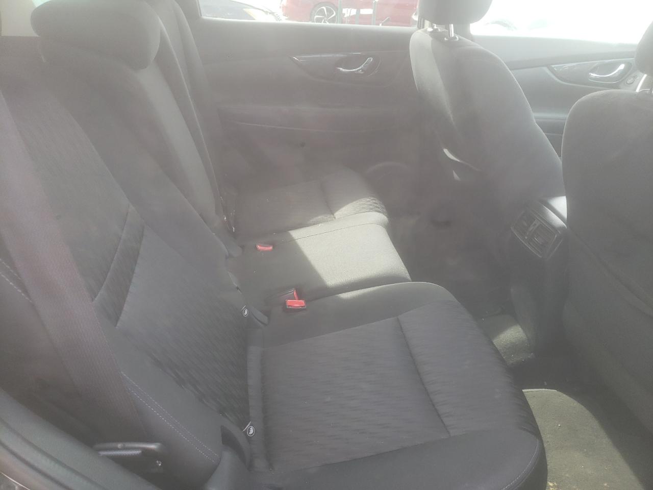 Photo 6 from auction – 2019 NISSAN ROGUE S with VIN KNMAT2MT2KP557689