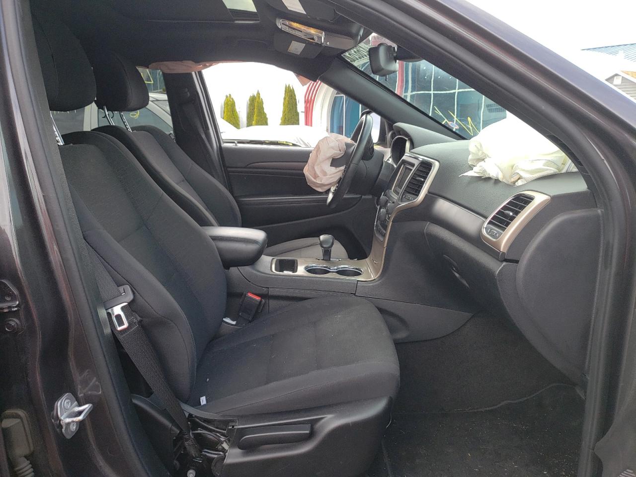 Photo 5 from auction – 2015 JEEP GRAND CHER with VIN 1C4RJFAGXFC893014