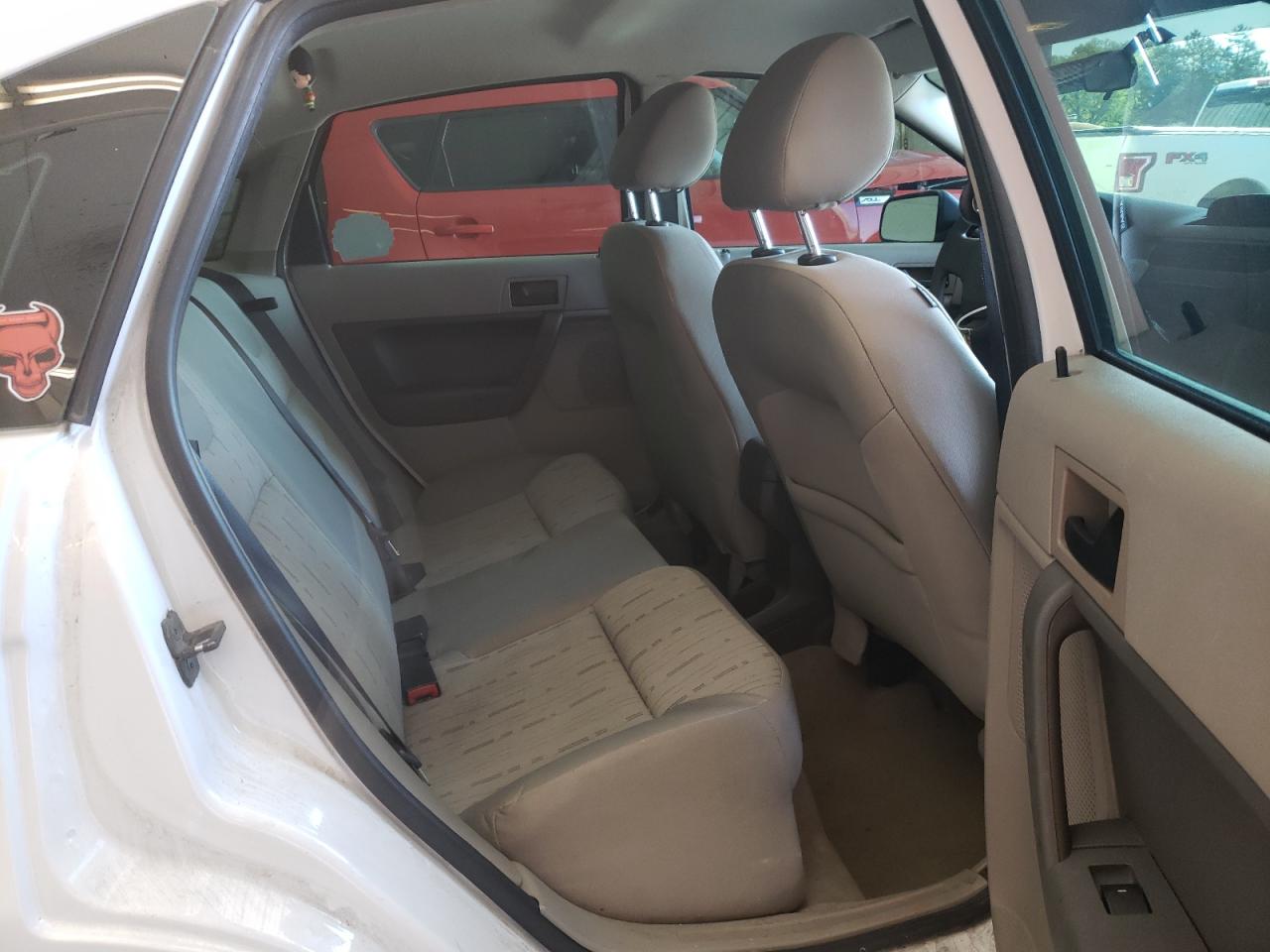Photo 6 from auction – 2008 FORD FOCUS SES with VIN 1FAHP35N88W187913