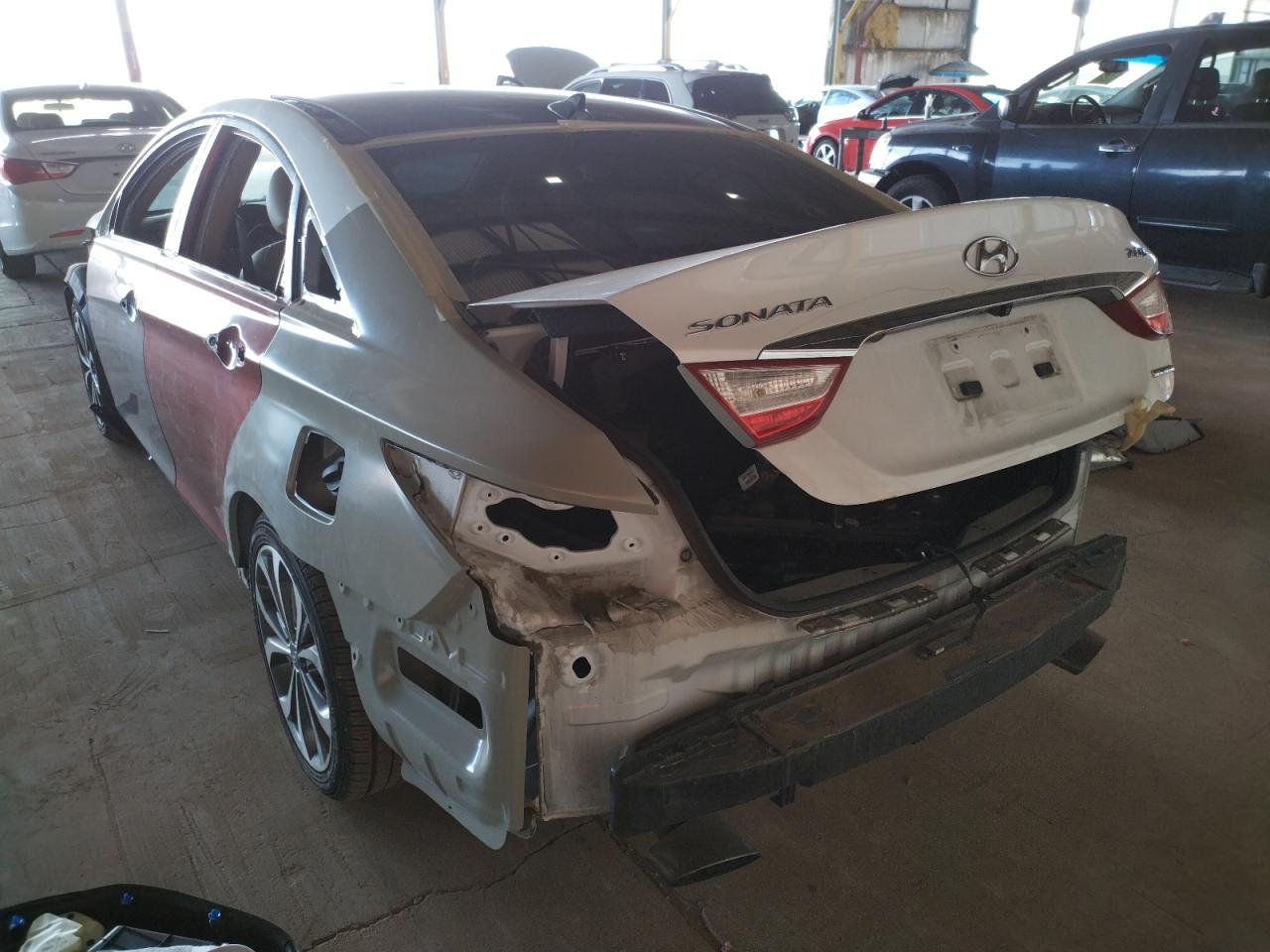 Photo 3 from auction – 2013 HYUNDAI SONATA SE with VIN 5NPEC4AB6DH584305