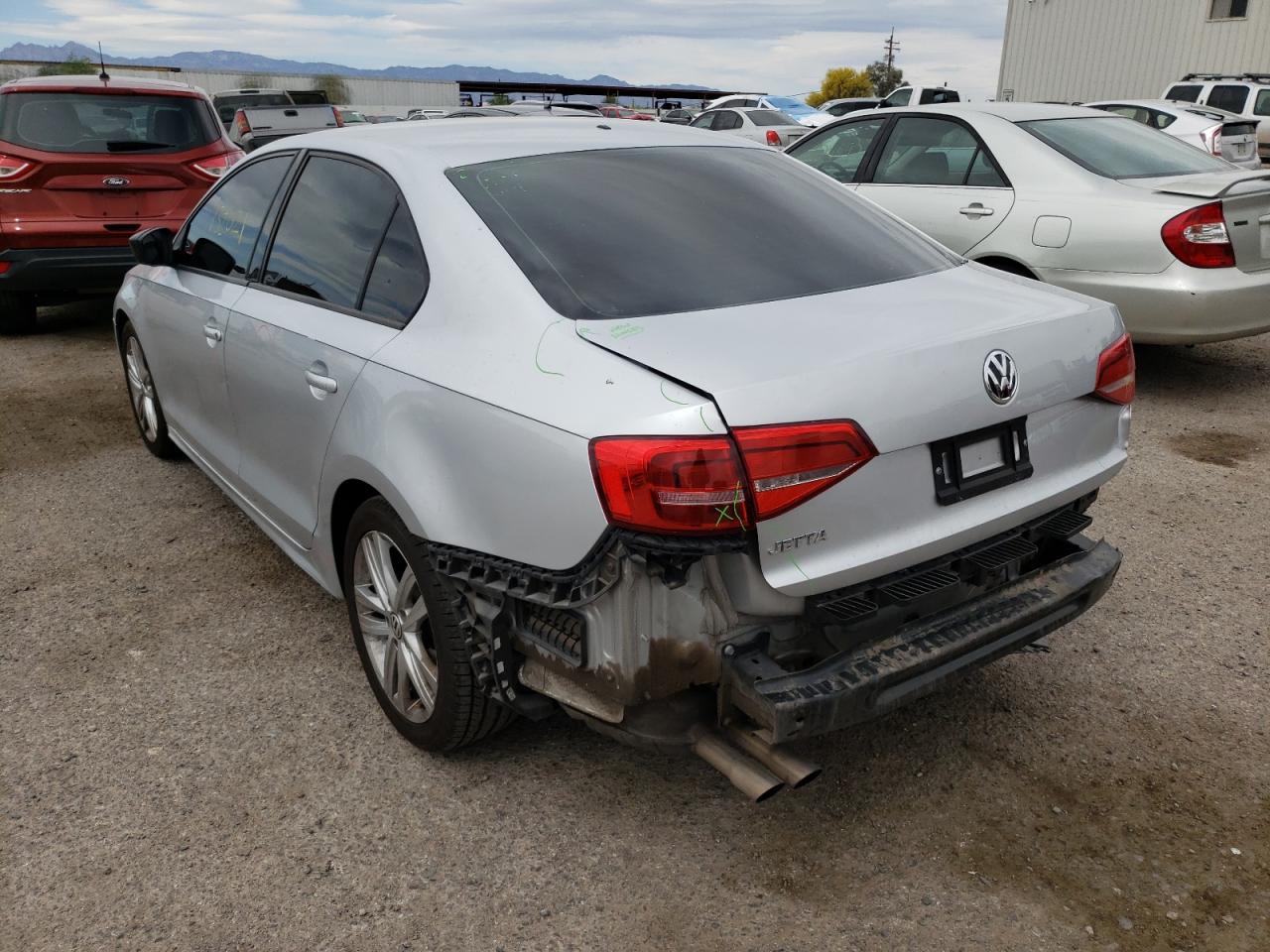 Photo 3 from auction – 2015 VOLKSWAGEN JETTA BASE with VIN 3VW2K7AJ4FM418003