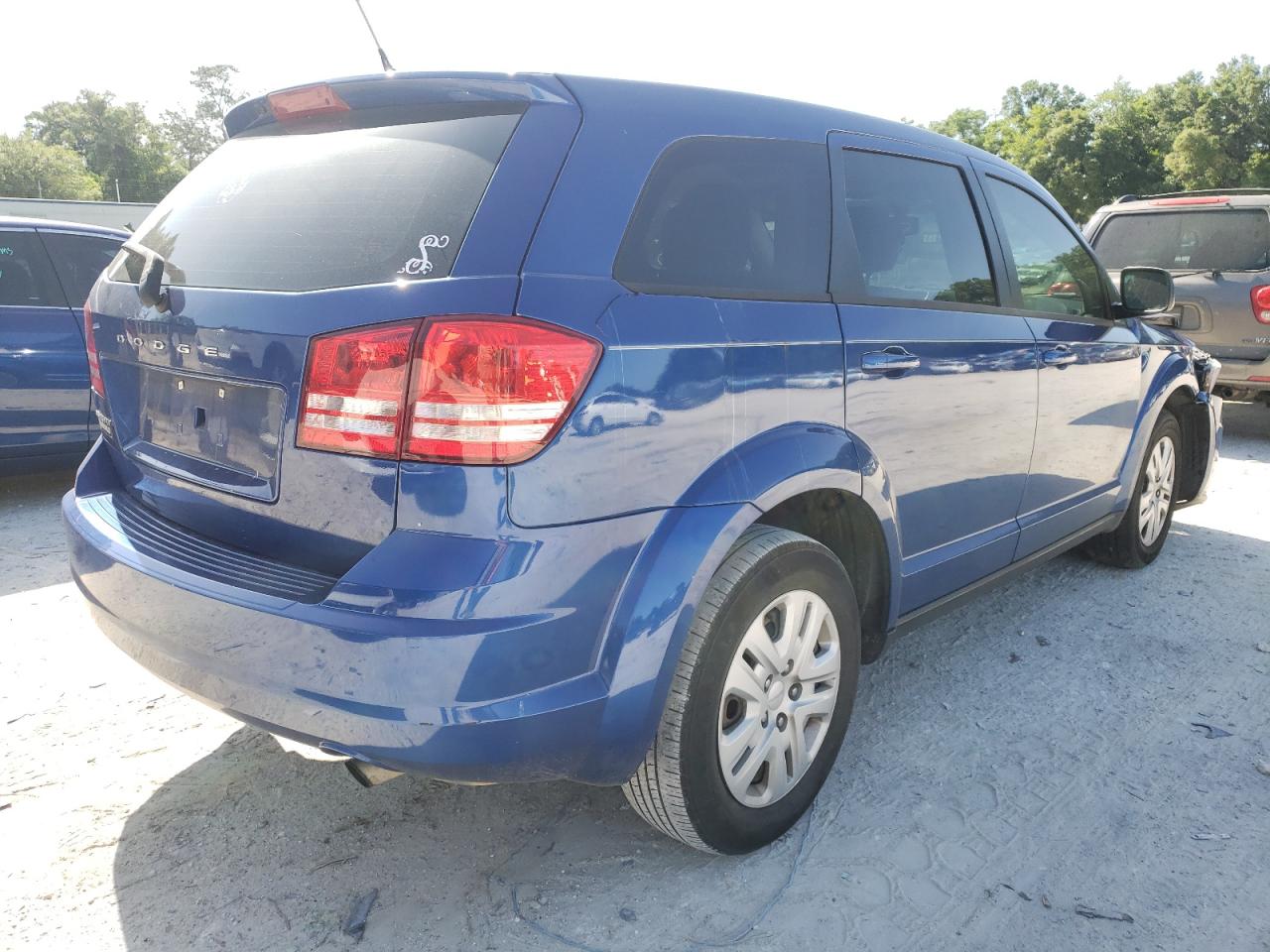 Photo 4 from auction – 2015 DODGE JOURNEY SE with VIN 3C4PDCAB9FT511626