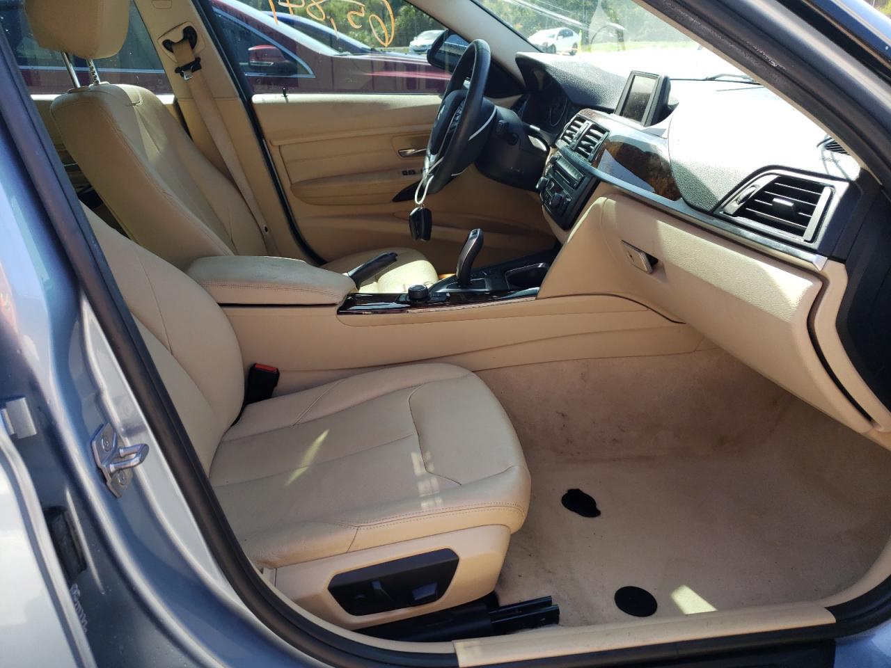 Photo 5 from auction – 2015 BMW 328 I with VIN WBA3A5C52FF607650