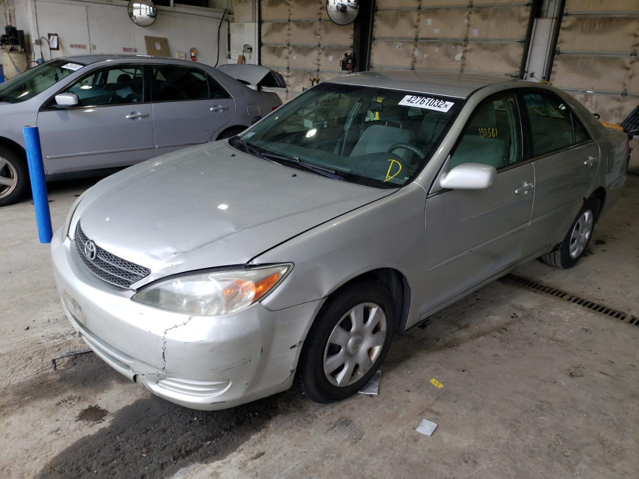 Photo 2 from auction – 2004 TOYOTA CAMRY LE with VIN 4T1BE32K84U819293