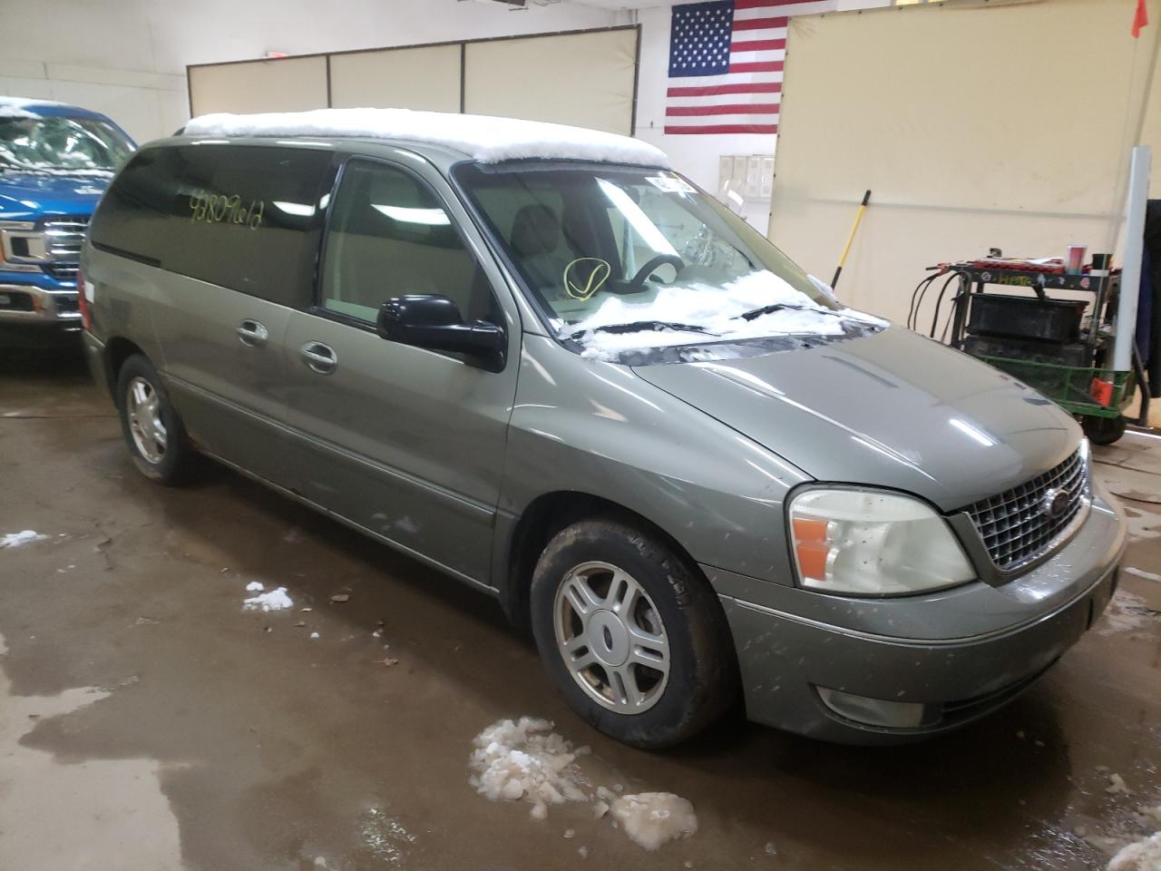 FORD FREESTAR S 2004 with VIN 2FMDA52204BA89062 - Photo from auction