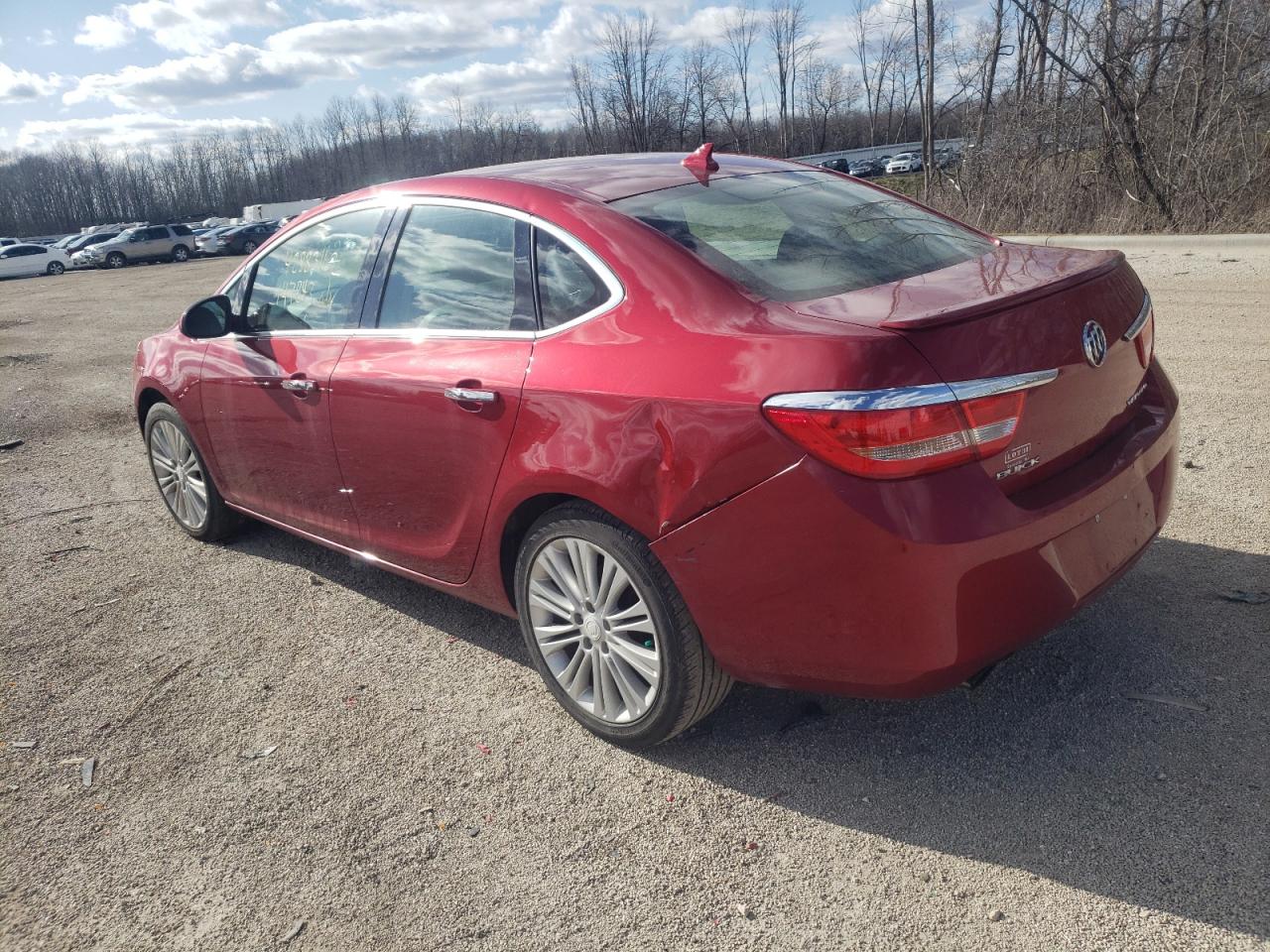 Photo 3 from auction – 2013 BUICK VERANO with VIN 1G4PP5SK9D4185536