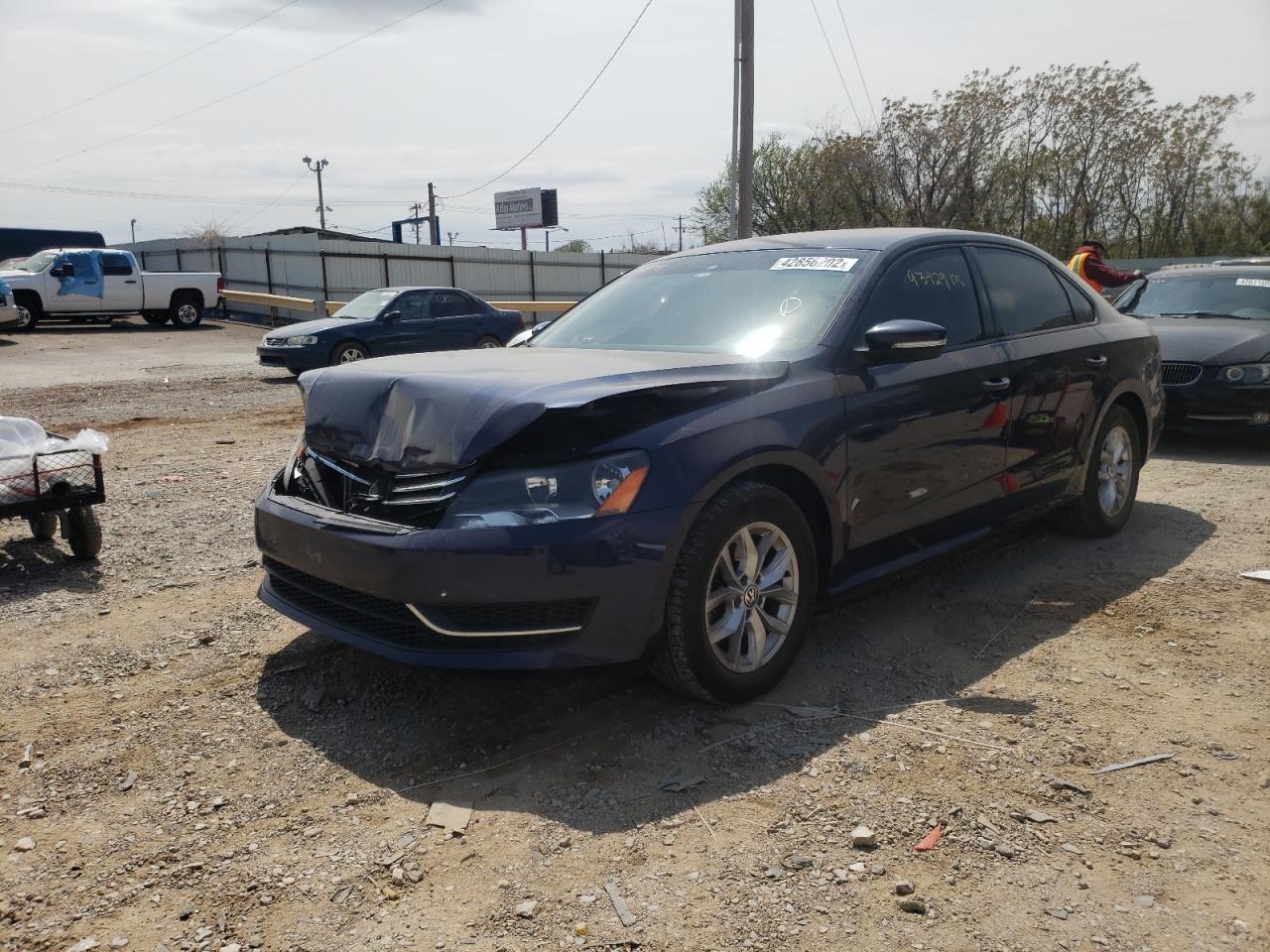 Photo 2 from auction – 2014 VOLKSWAGEN PASSAT S with VIN 1VWAS7A30EC042638