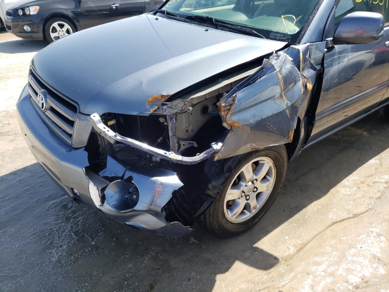 Photo 9 from auction – 2004 TOYOTA HIGHLANDER with VIN JTEGP21A340035985