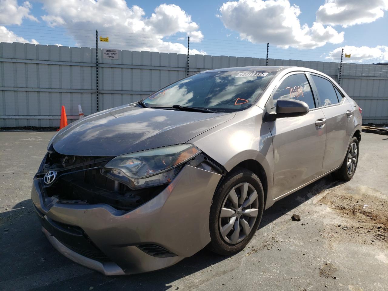 Photo 2 from auction – 2016 TOYOTA COROLLA L with VIN 5YFBURHE3GP435712