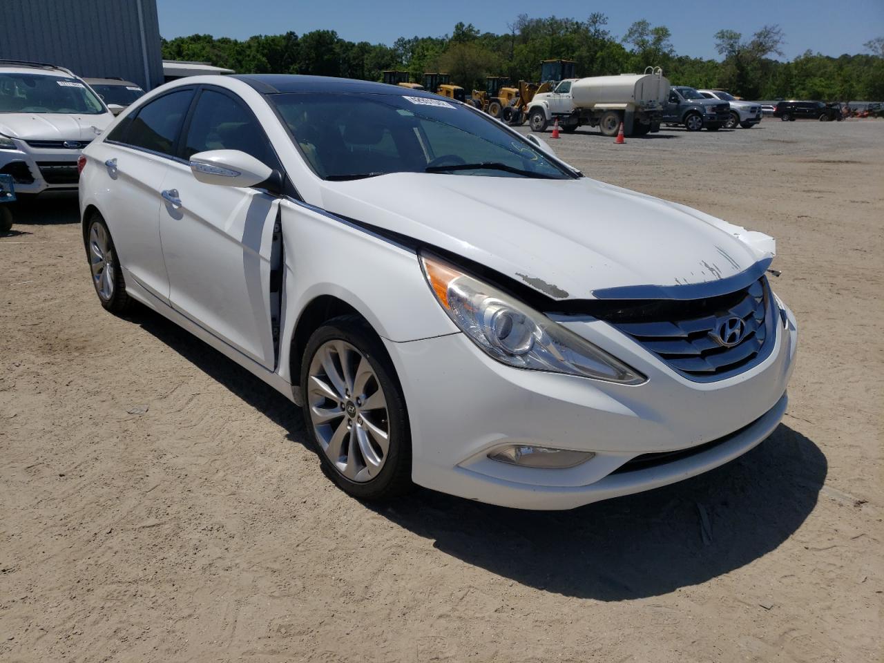 HYUNDAI SONATA SE 2012 with VIN 5NPEC4AB2CH452320 - Photo from auction