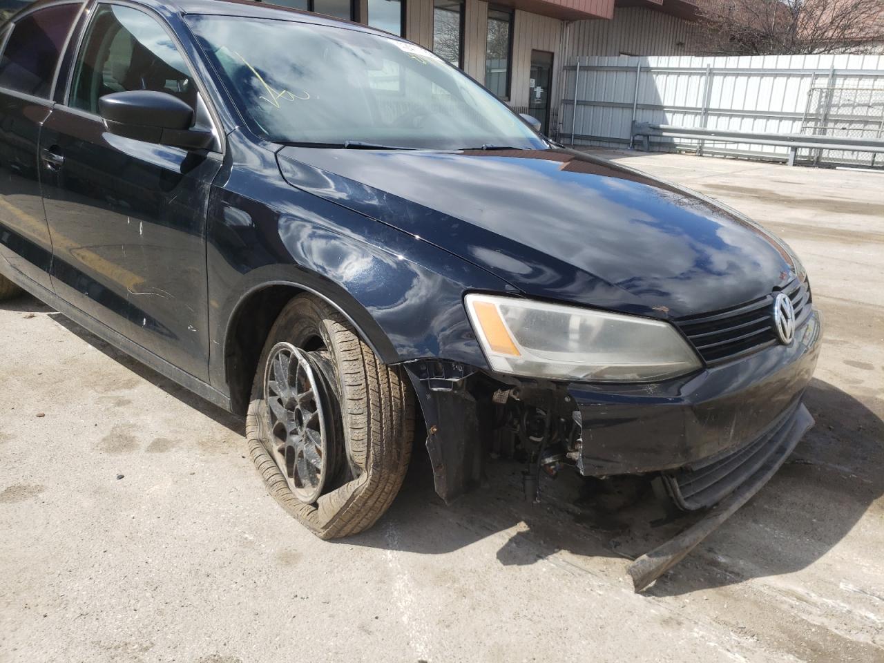 Photo 9 from auction – 2011 VOLKSWAGEN JETTA BASE with VIN 3VW1K7AJ0BM306031
