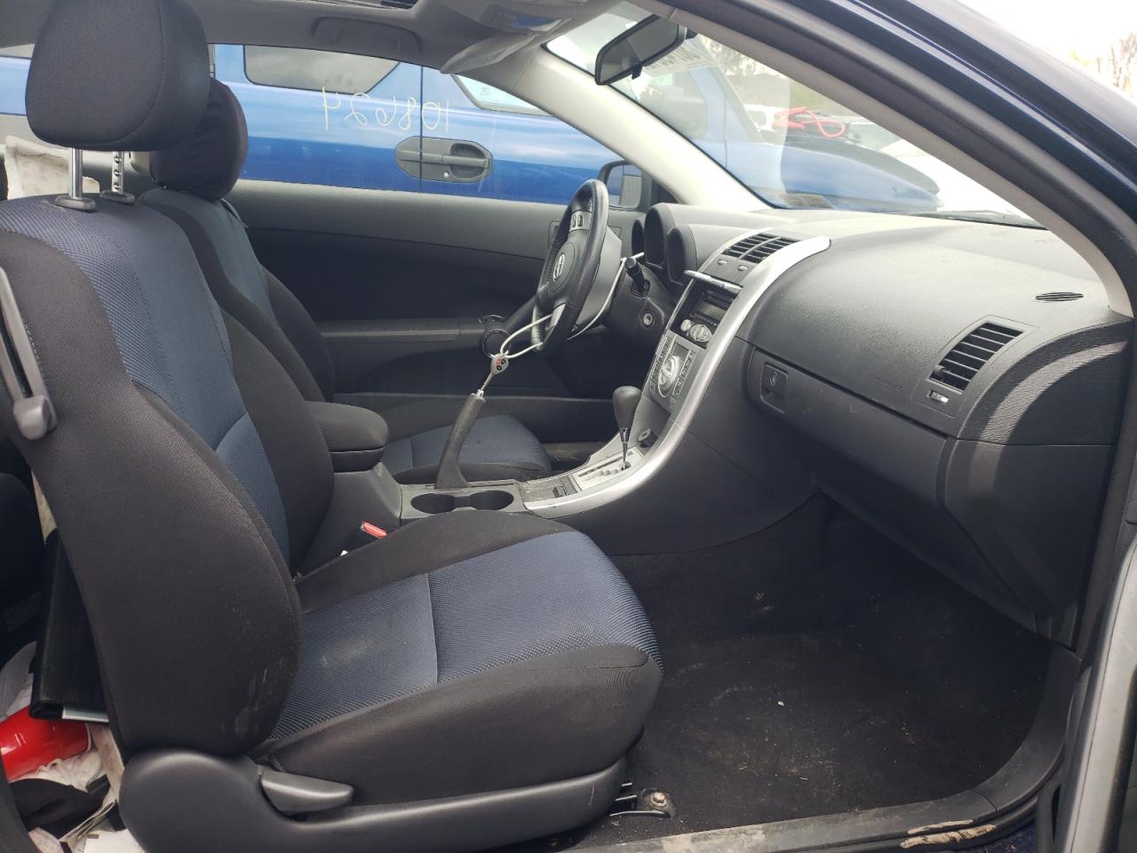 Photo 5 from auction – 2006 TOYOTA SCION TC with VIN JTKDE177X60109983