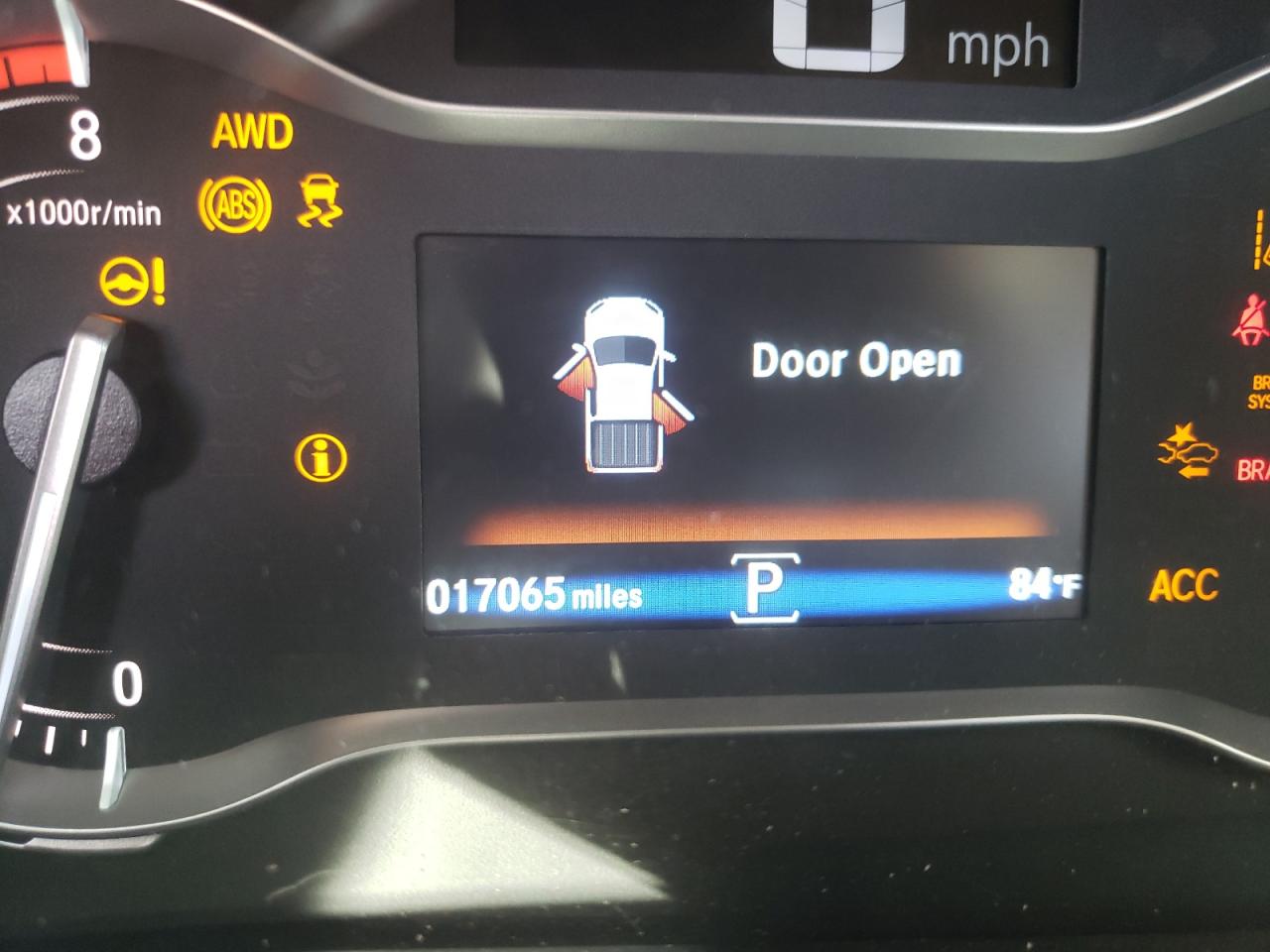 Photo 8 from auction – 2021 HONDA RIDGELINE with VIN 5FPYK3F13MB007103