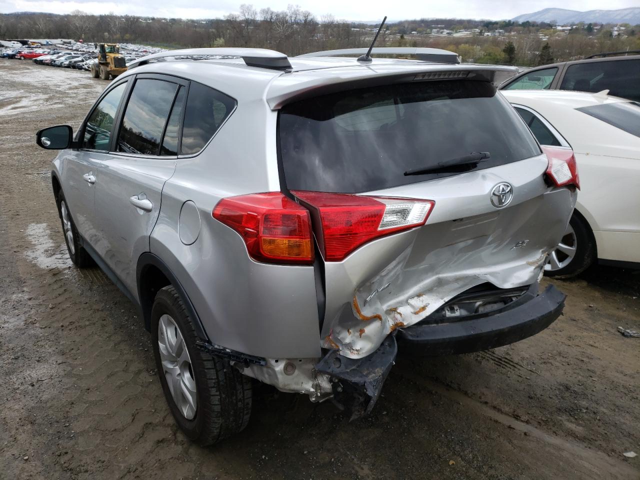 Foto 3 de la subasta – 2014 TOYOTA RAV4 LE con VIN 2T3BFREV3EW163535