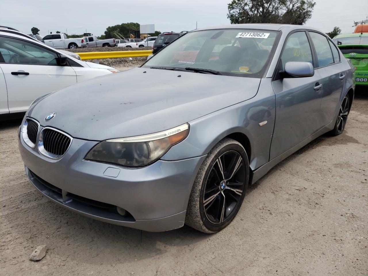 Photo 2 from auction – 2007 BMW 530 I with VIN WBANE73567CM54329