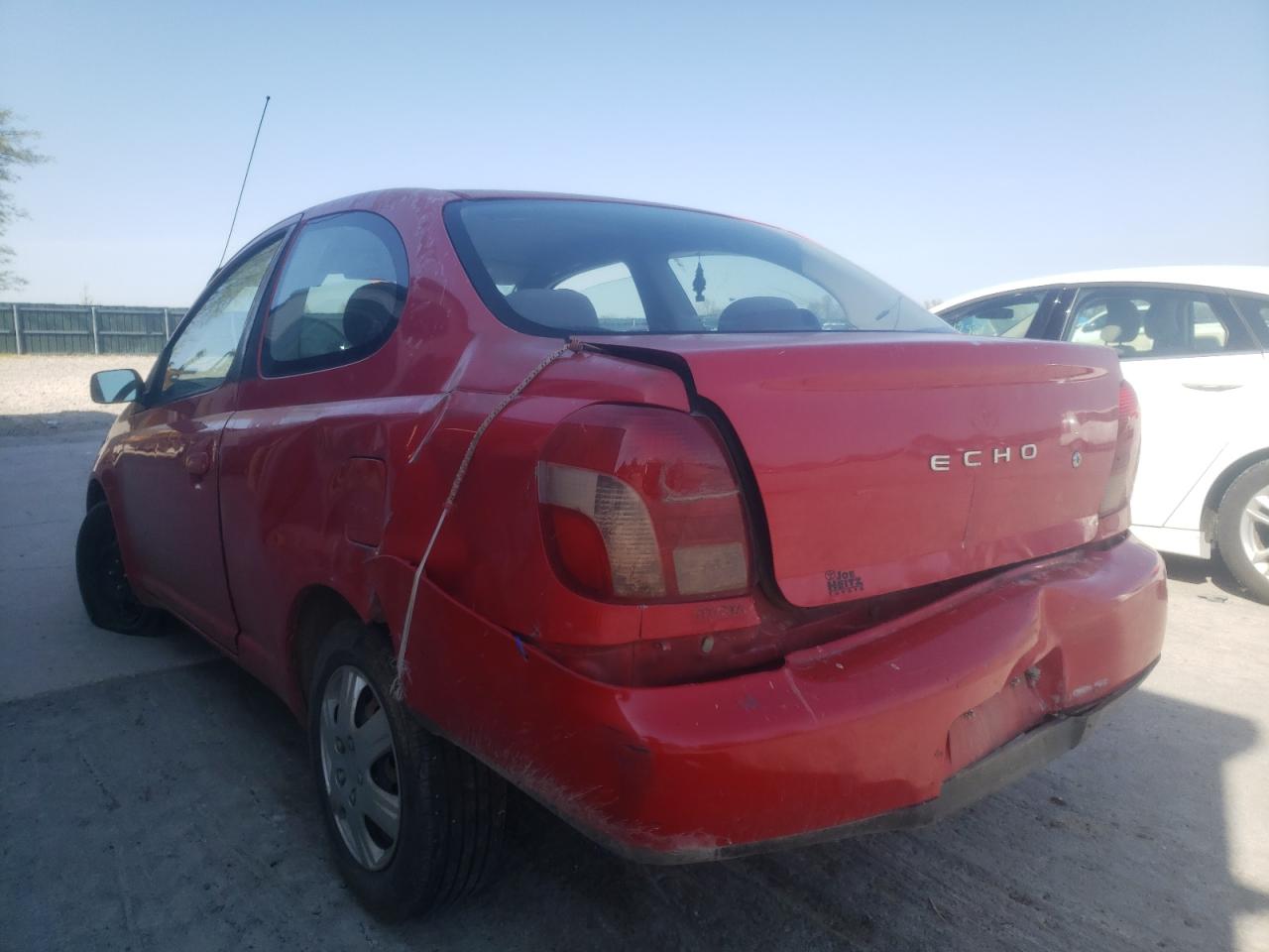 Photo 3 from auction – 2000 TOYOTA ECHO with VIN JTDAT1233Y5013932