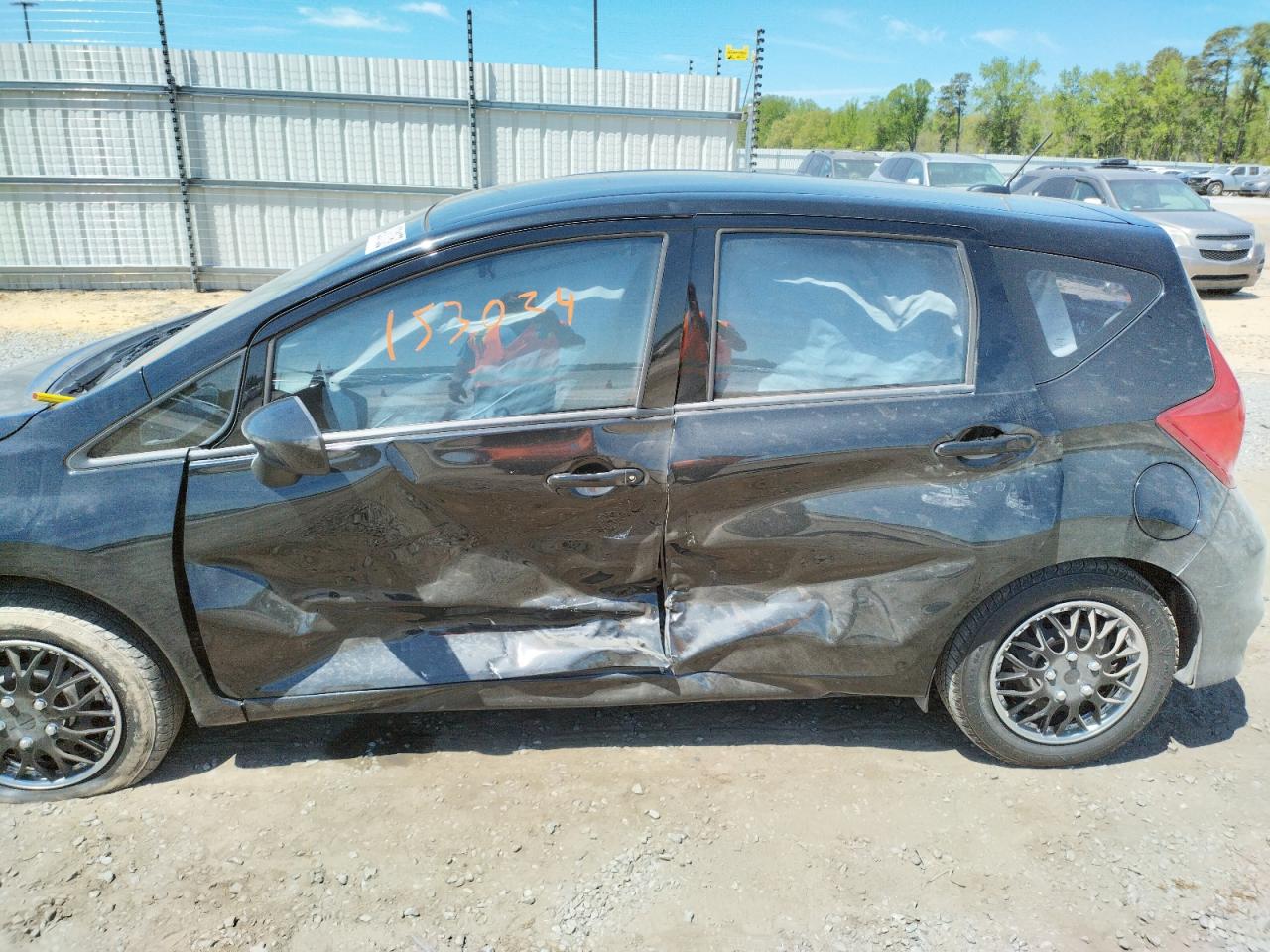 Photo 9 from auction – 2017 NISSAN VERSA NOTE with VIN 3N1CE2CP7HL356398