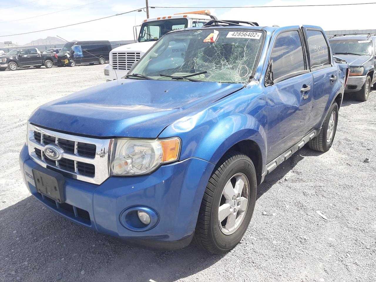 Photo 2 from auction – 2010 FORD ESCAPE XLT with VIN 1FMCU0DG3AKA42995