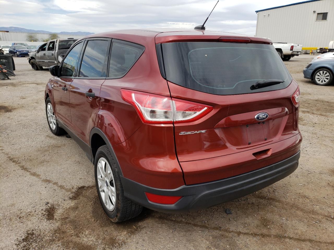 Photo 3 from auction – 2015 FORD ESCAPE S with VIN 1FMCU0F71FUB49763