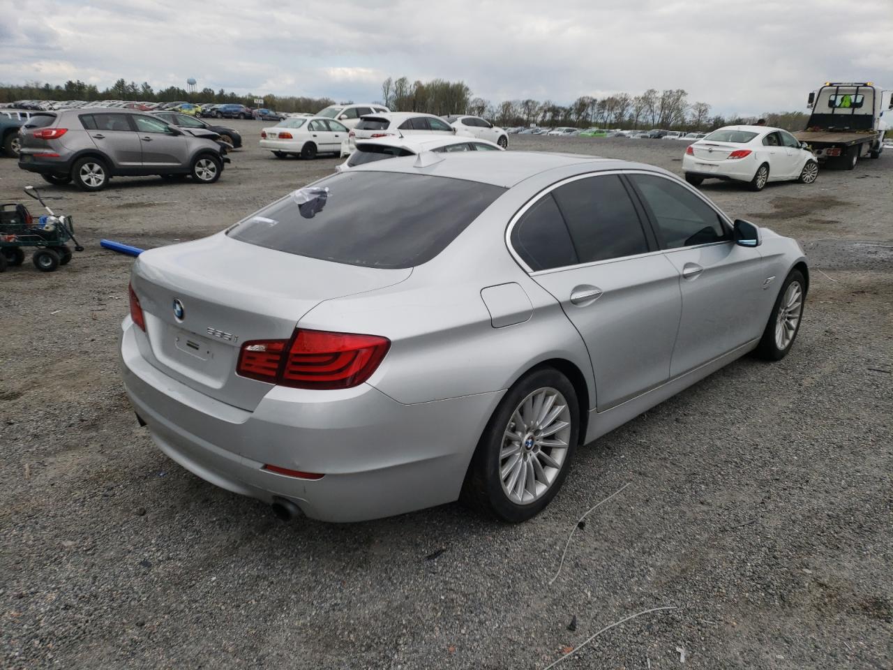 Photo 4 from auction – 2011 BMW 535 XI with VIN WBAFU7C59BC871542