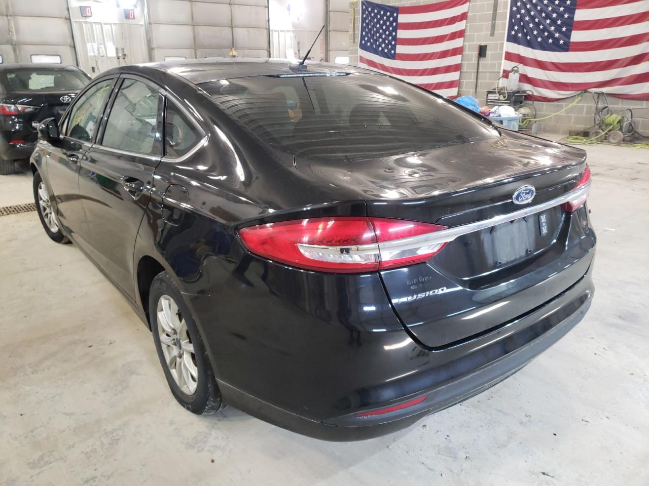 Photo 3 from auction – 2017 FORD FUSION S with VIN 3FA6P0G72HR237793