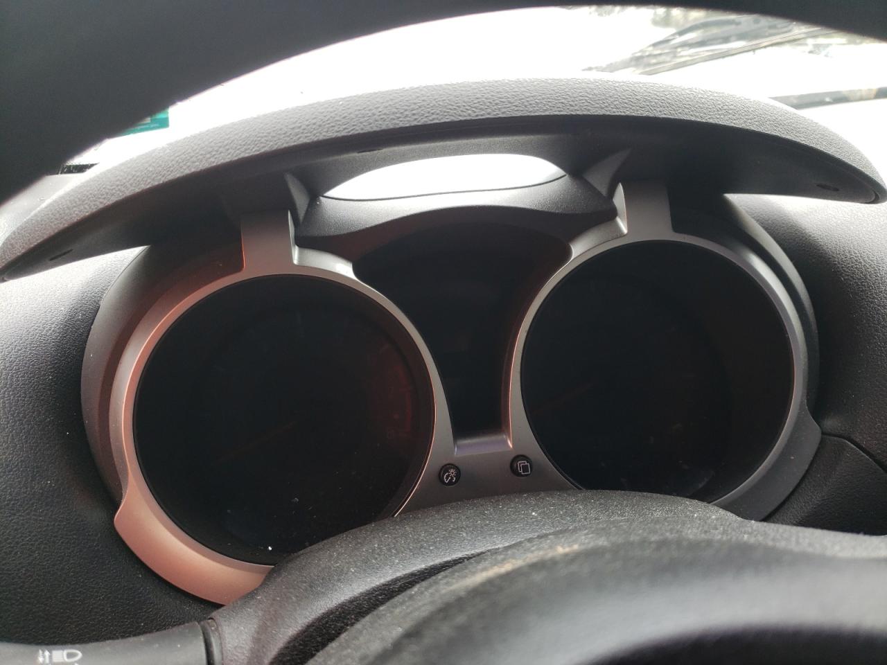 Photo 8 from auction – 2015 NISSAN JUKE S with VIN JN8AF5MV2FT550740