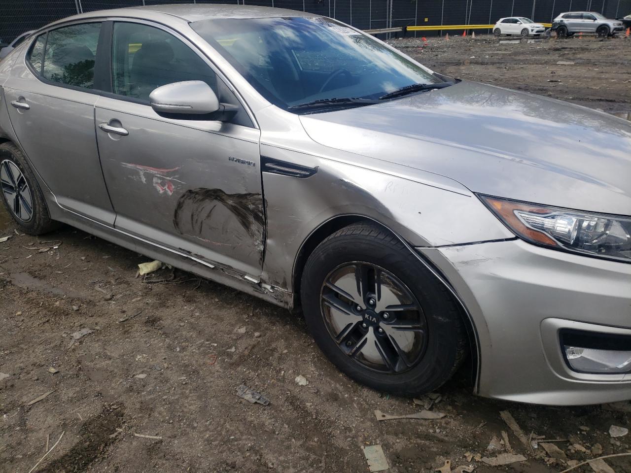 Photo 9 from auction – 2013 KIA OPTIMA HYB with VIN KNAGM4ADXD5062295
