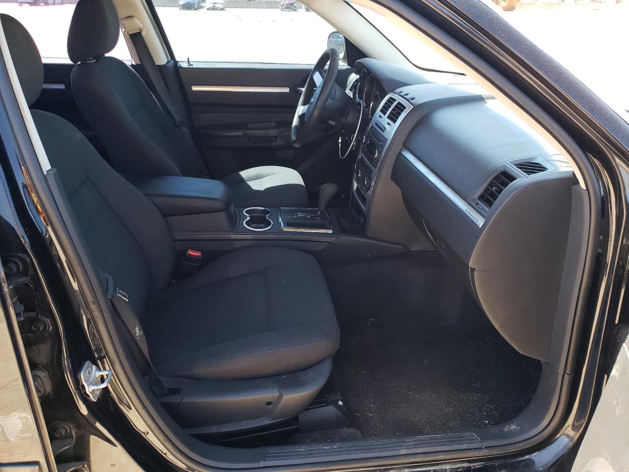 Photo 5 from auction – 2010 DODGE CHARGER with VIN 2B3CA3CV6AH245998