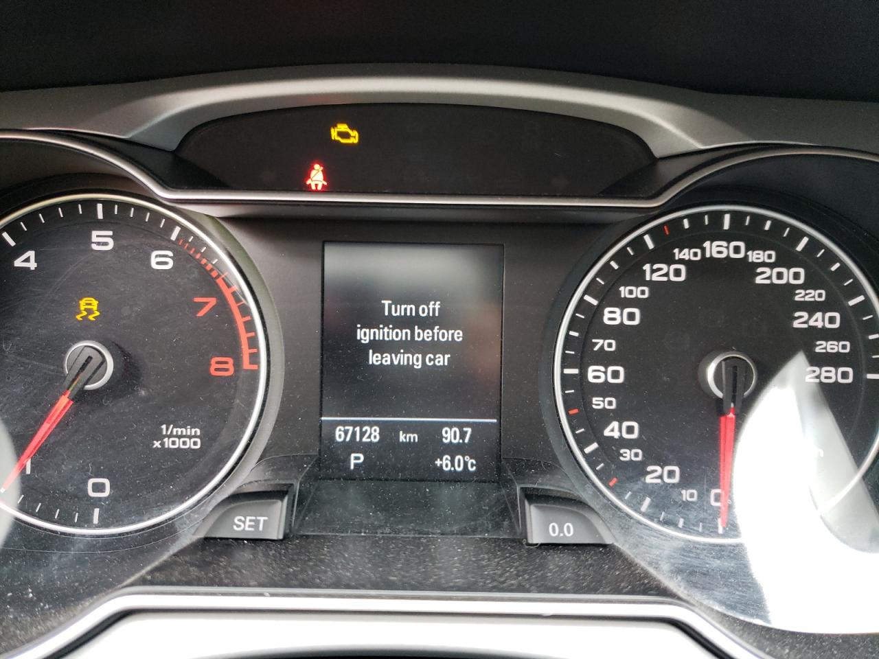 Photo 8 from auction – 2016 AUDI A4 PROGRES with VIN WAUFFCFL7GN013236