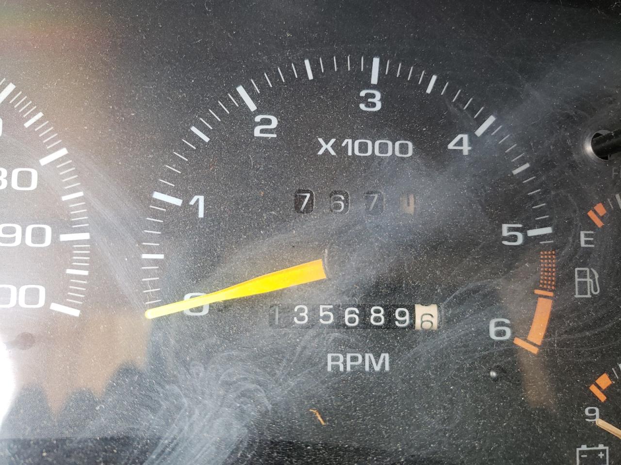 Photo 8 from auction – 1997 CHEVROLET BLAZER with VIN 1GNCS13W8V2256855