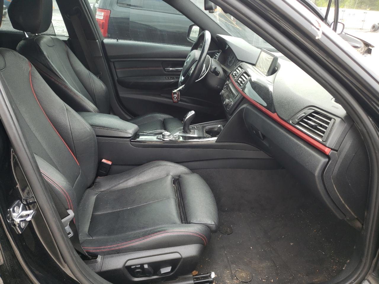 Photo 18 from auction – 2012 BMW 328 I with VIN WBA3A5C58CF341739