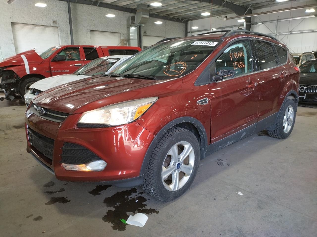 Photo 2 from auction – 2014 FORD ESCAPE SE with VIN 1FMCU9GX7EUB46822