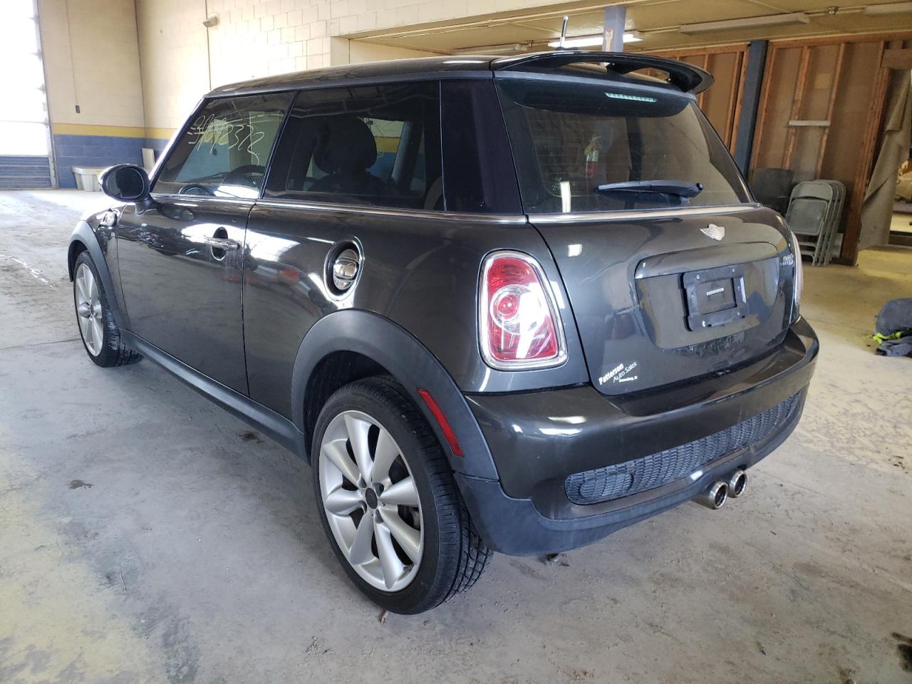 Photo 3 from auction – 2011 MINI COOPER S with VIN WMWSV3C56BTY11903