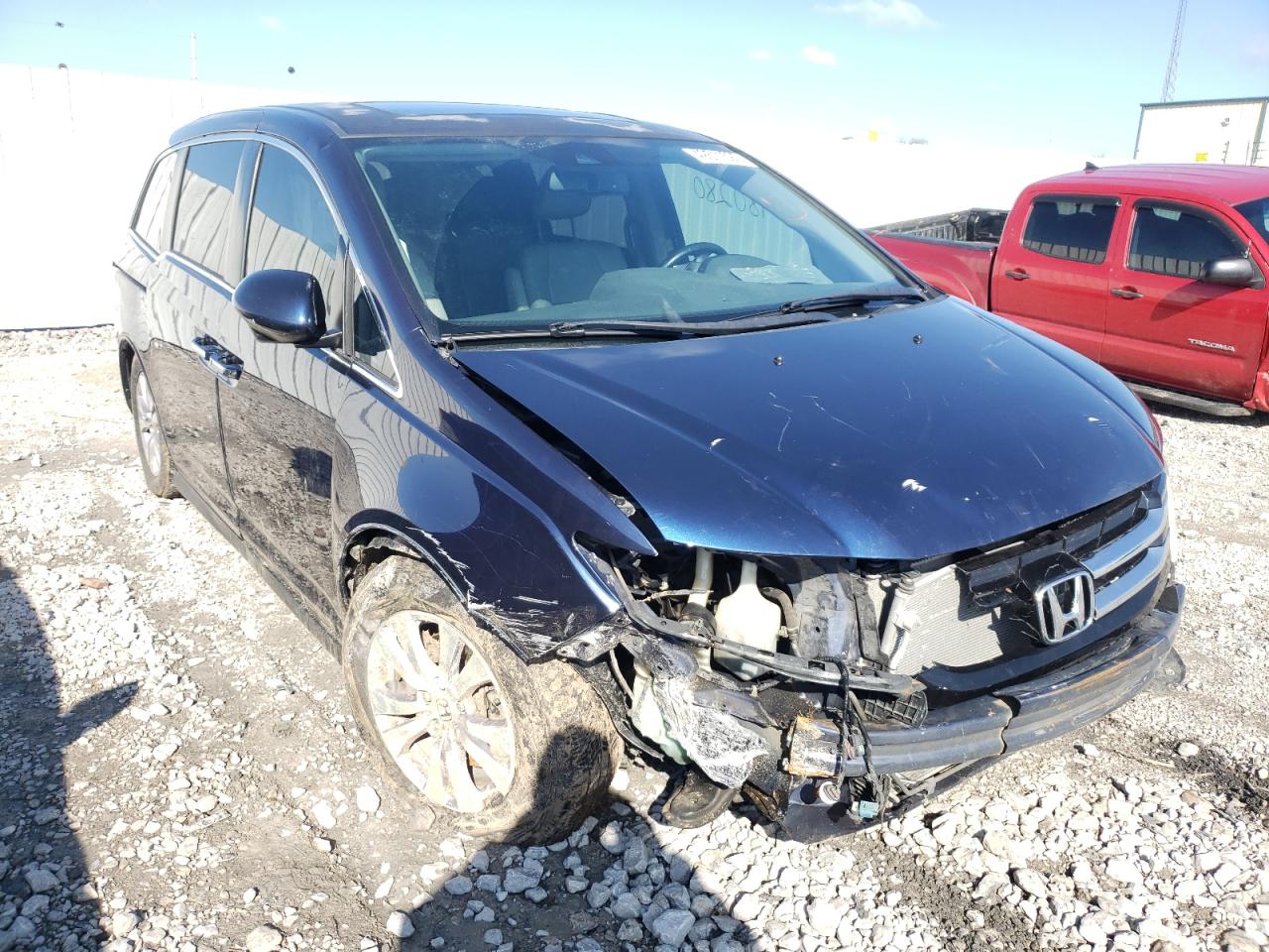 HONDA ODYSSEY EX 2014 with VIN 5FNRL5H69EB030935 - Photo from auction