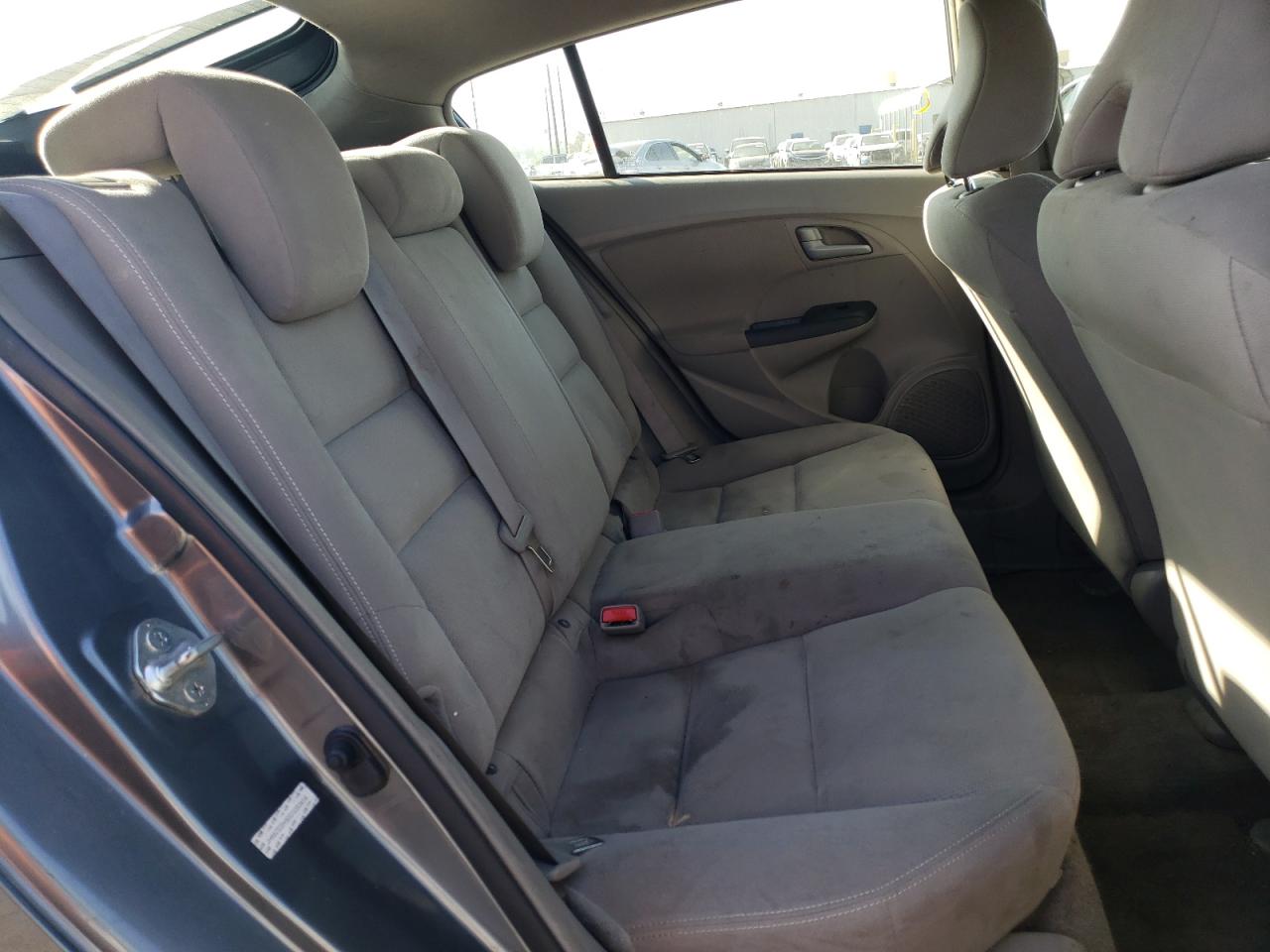 Photo 6 from auction – 2013 HONDA INSIGHT LX with VIN JHMZE2H50DS003414