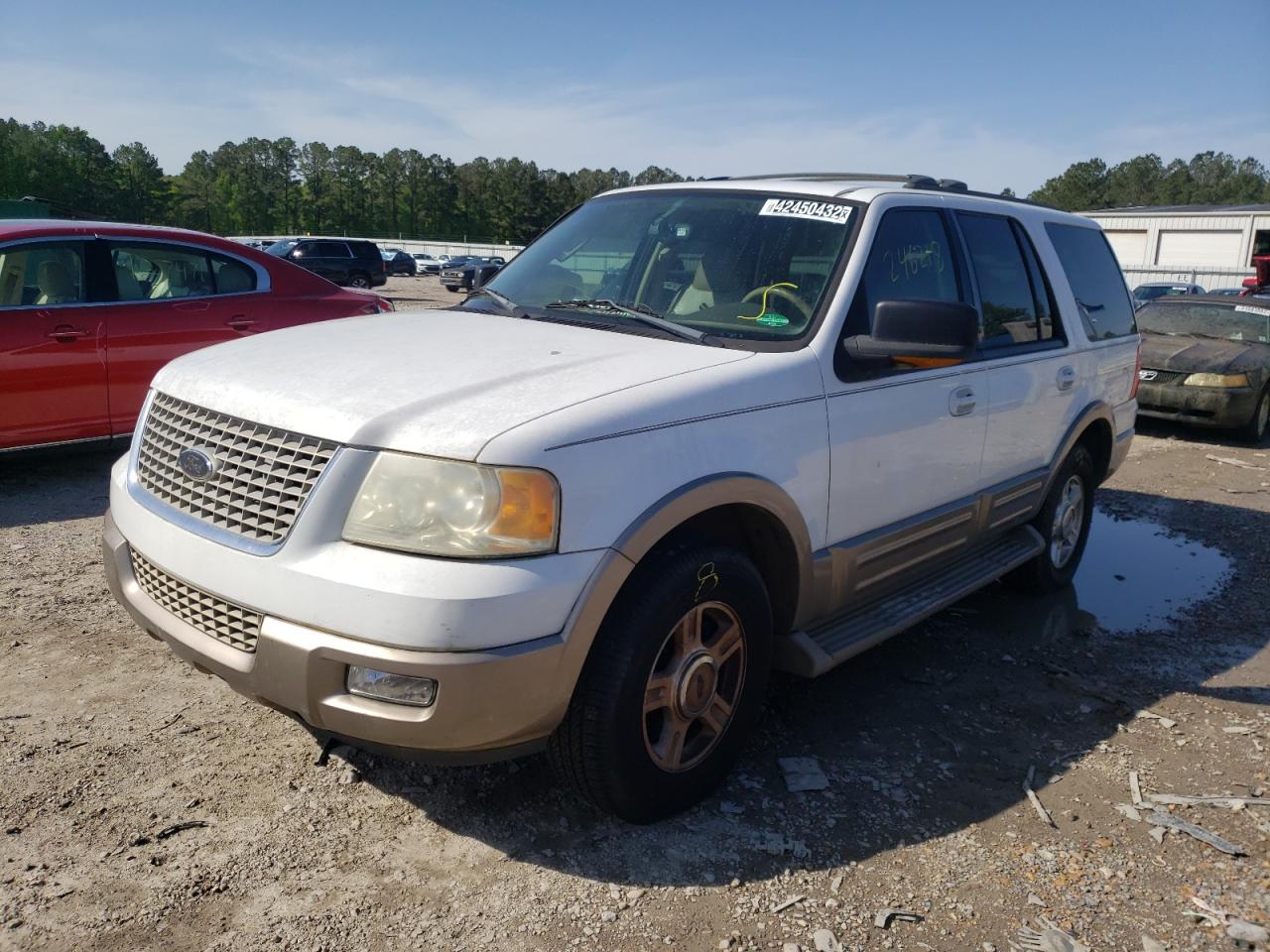 Photo 2 from auction – 2003 FORD EXPEDITION with VIN 1FMPU17L33LC60710