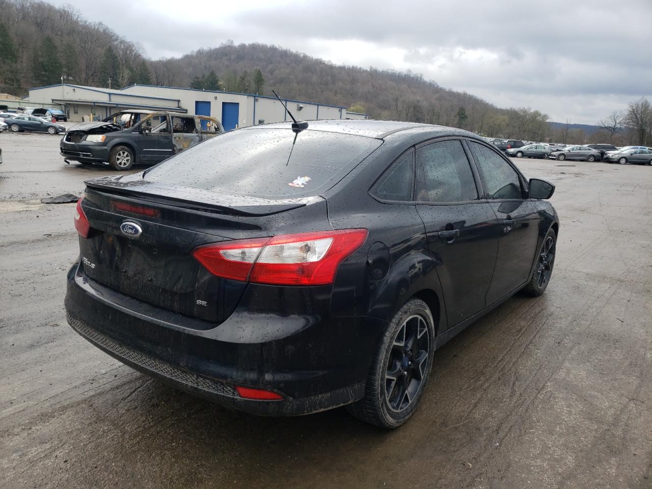 Photo 4 from auction – 2012 FORD FOCUS SE with VIN 1FAHP3F25CL167181