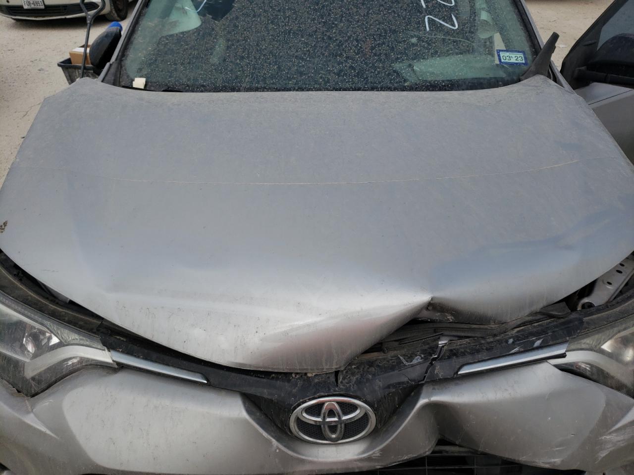 Photo 7 from auction – 2016 TOYOTA RAV4 LE with VIN 2T3ZFREV2GW263627