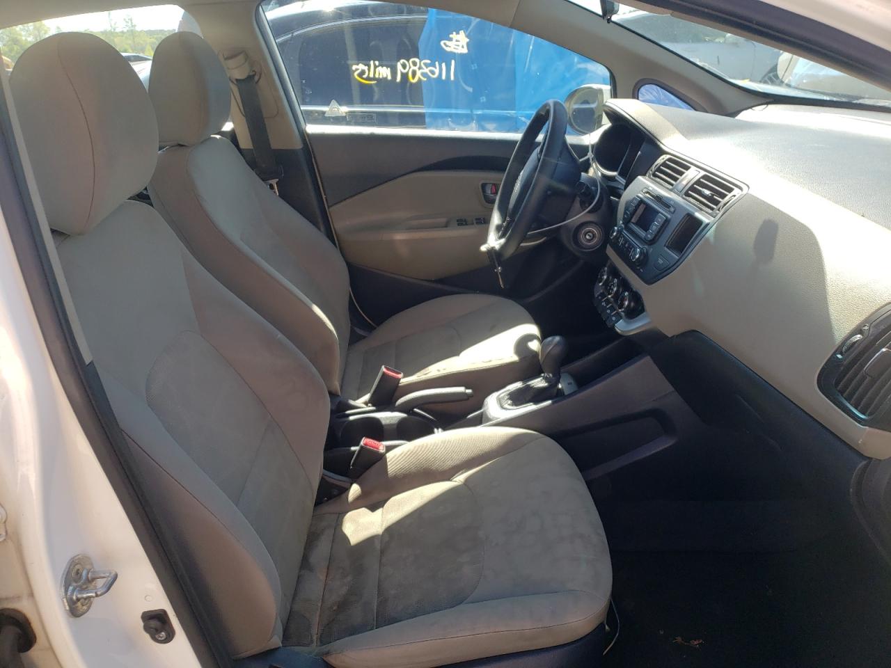 Photo 5 from auction – 2014 KIA RIO LX with VIN KNADM4A37E6326790