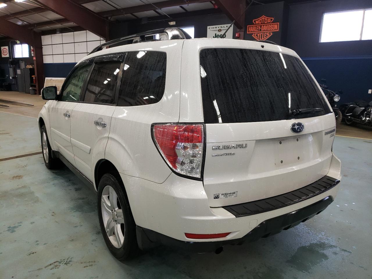 Photo 3 from auction – 2010 SUBARU FORESTER 2 with VIN JF2SH6CC4AH774461