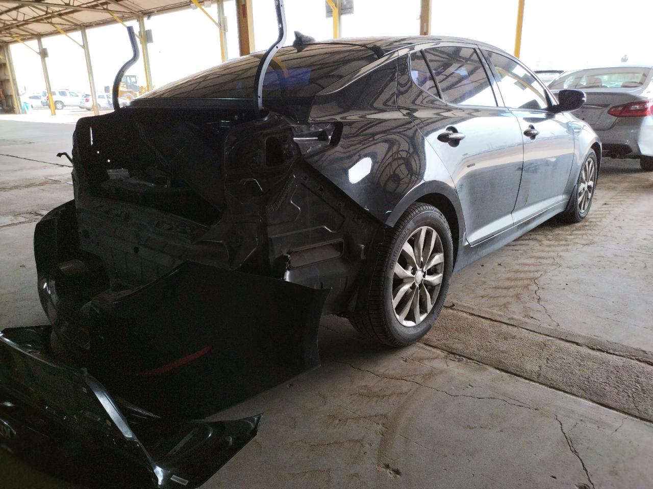 Photo 4 from auction – 2014 KIA OPTIMA EX with VIN 5XXGN4A72EG301314
