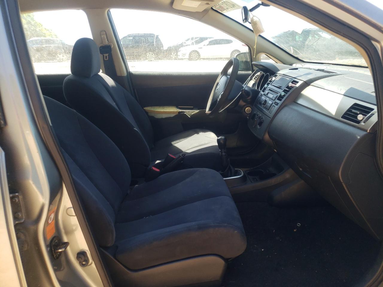 Photo 5 from auction – 2009 NISSAN VERSA S with VIN 3N1BC13E89L387820