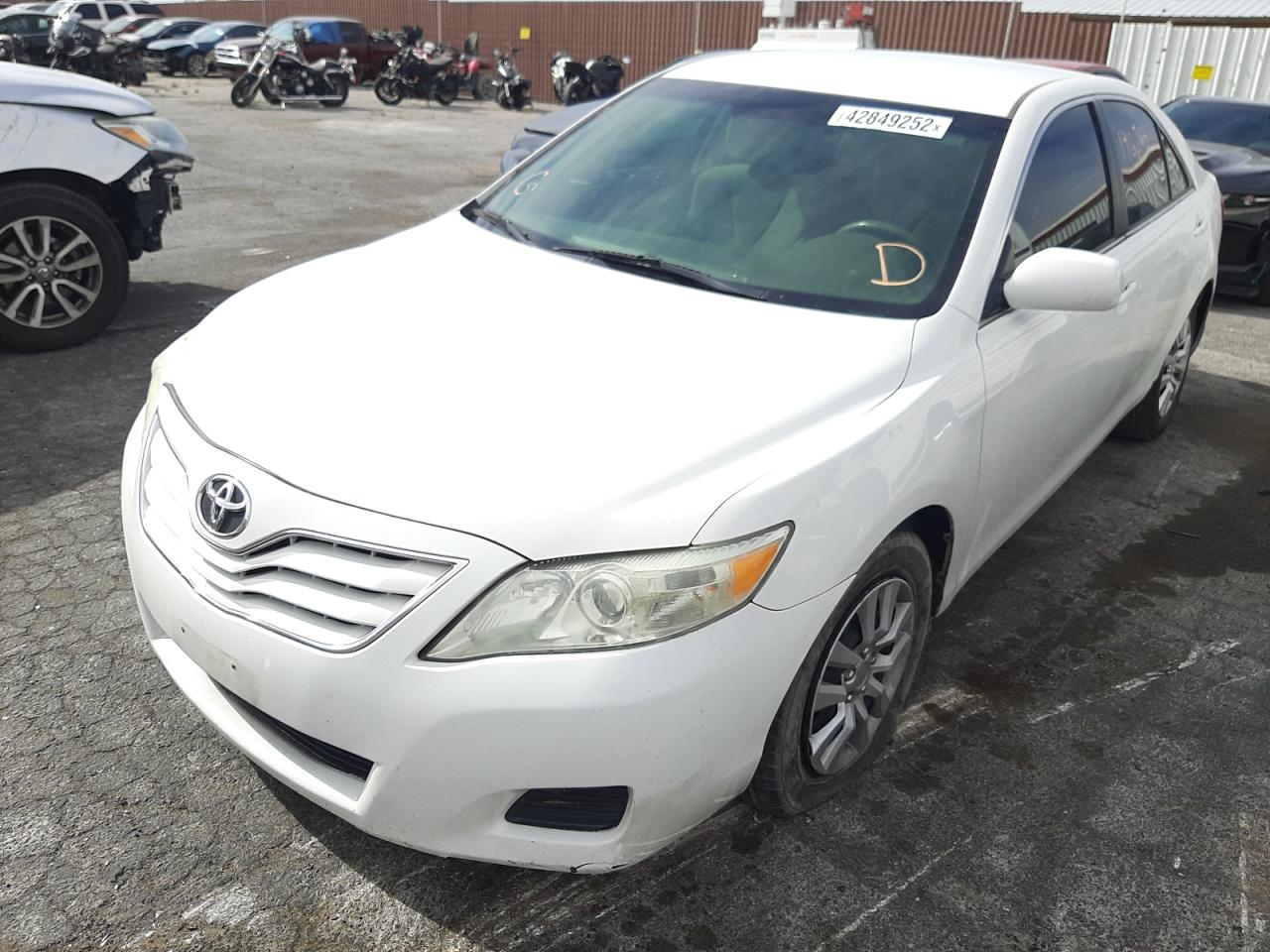 Photo 2 from auction – 2011 TOYOTA CAMRY BASE with VIN 4T4BF3EK1BR087973