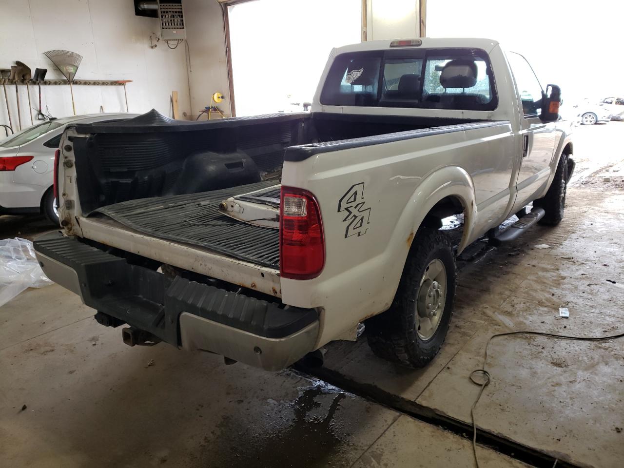 Photo 4 from auction – 2012 FORD F250 SUPER with VIN 1FTBF2B68CED11123
