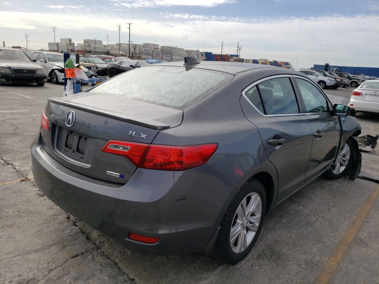 Photo 4 from auction – 2013 ACURA ILX HYBRID with VIN 19VDE3F74DE300073