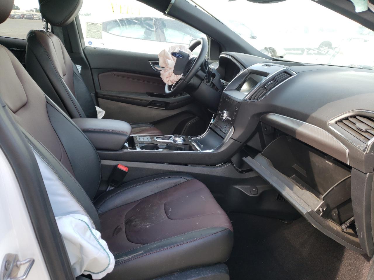 Photo 5 from auction – 2020 FORD EDGE TITAN with VIN 2FMPK4K98LBB23040